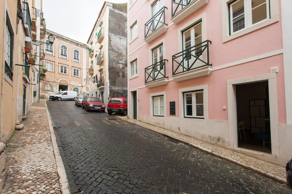 Studios Of The Panteao, 1St Floor Lisboa Exteriör bild