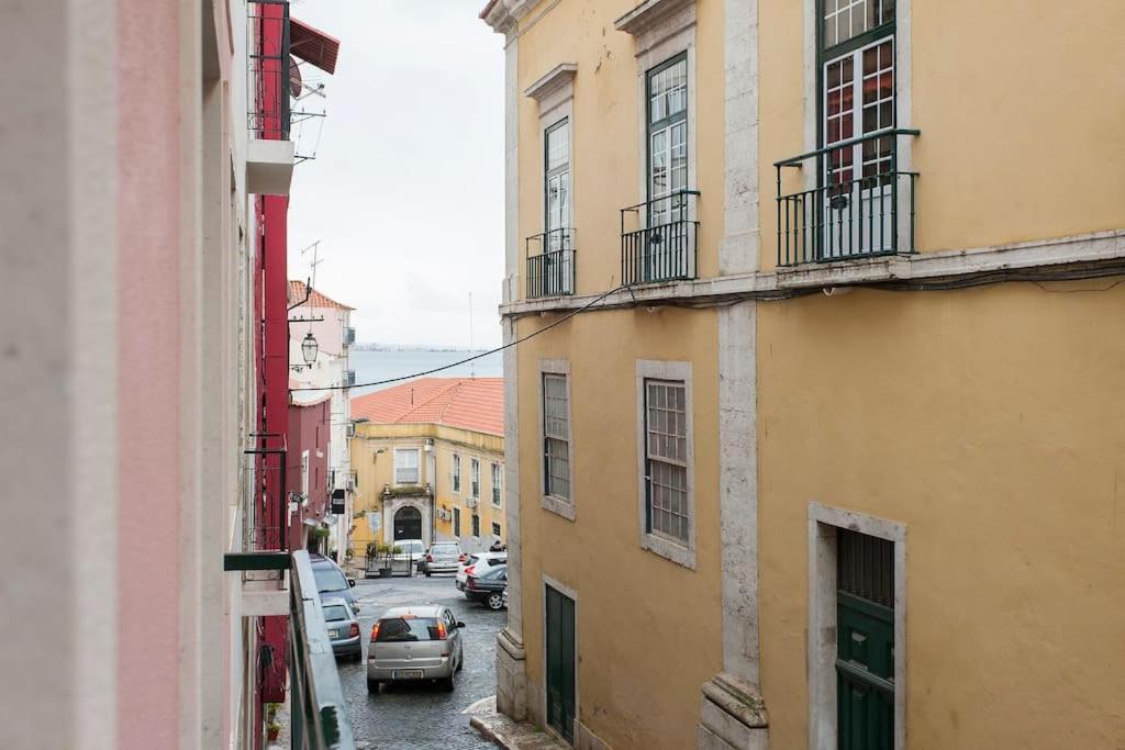 Studios Of The Panteao, 1St Floor Lisboa Exteriör bild